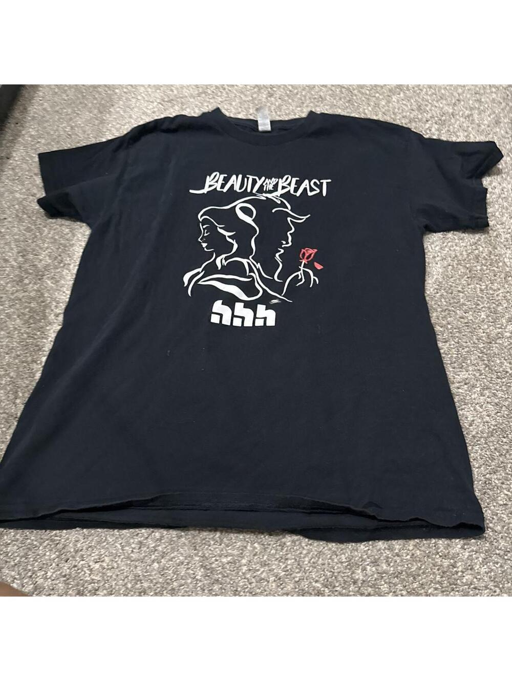 Gildan Men's Black Tshirt